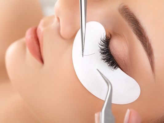 The Truth About Premium Eyelash Extensions Simonson s Salon